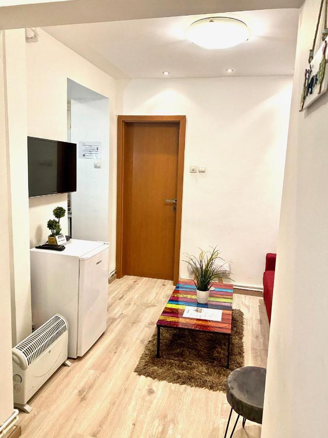 Modern Old Town Central Apartment Bucureşti Ngoại thất bức ảnh
